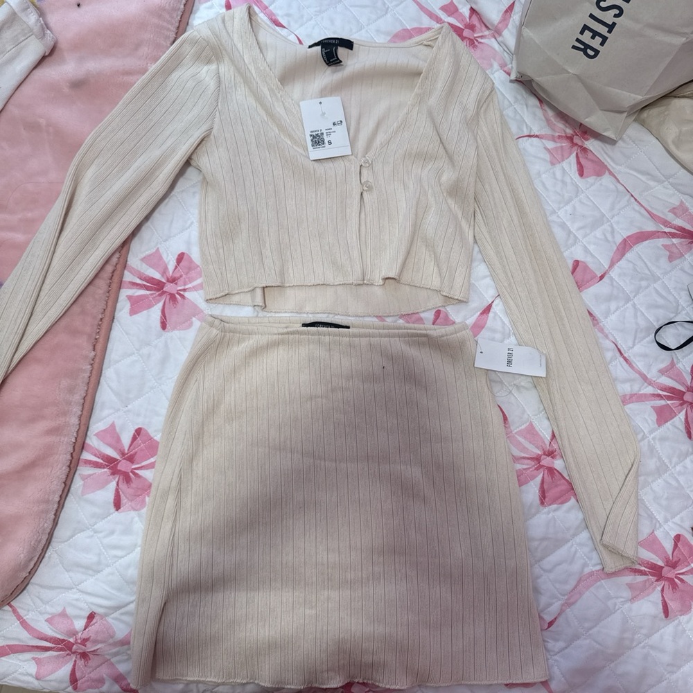 Forever 21 Cream Ribbed Skirt Set